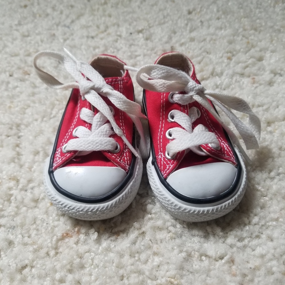 Red converse